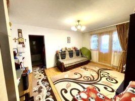 de-vanzare-apartament-cu-2-camere-semidecomandat-etaj-2-zona-primaverii-1
