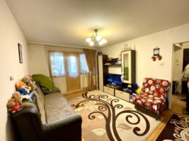 de-vanzare-apartament-cu-2-camere-semidecomandat-etaj-2-zona-primaverii