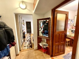 de-vanzare-apartament-cu-2-camere-semidecomandat-etaj-2-zona-primaverii-4