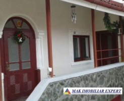 vila-cu-4-camere-si-teren-de-1800-mp-plus-15-ha-de-vanzare-in-boteni-arges-6