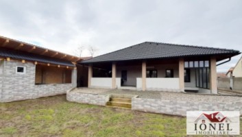 casa-noua-de-vanzare-in-alba-iulia-11