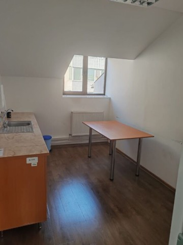 imobil-ultracentral-pentru-clinici-medicale-si-alte-destinatii-6