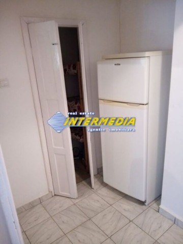 garsoniera-mare-32-mp-de-vanzare-cetate-alba-mobilata-3