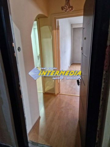 garsoniera-mare-de-34-mp-cetate-spital-2