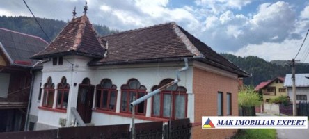 casa-musceleana-7-camere-2-cladiri-teren-570-mp-de-vanzare-in-rucar-arges