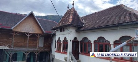 casa-musceleana-7-camere-2-cladiri-teren-570-mp-de-vanzare-in-rucar-arges-1