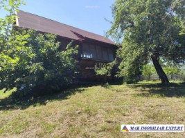 vila-5-camere-teren-2524-mp-de-vanzare-in-cetateni-arges-4