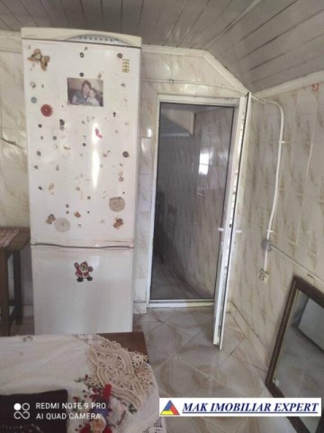 casa-cu-3-camere-si-teren-de-2500-mp-de-vanzare-in-aninoasa-arges-8