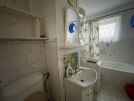 de-vanzare-apartament-cu-3-camere-decomandat-zona-liceului-mihai-eminescu-5