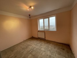 de-vanzare-apartament-cu-3-camere-decomandat-zona-liceului-mihai-eminescu-1