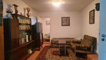 ultracentral-teren-aprox938-mp-cu-casa-batraneasca-la-280000-euro-4