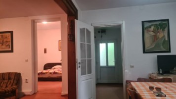 ultracentral-teren-aprox938-mp-cu-casa-batraneasca-la-280000-euro-8