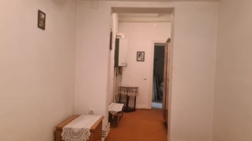 ultracentral-teren-aprox938-mp-cu-casa-batraneasca-la-280000-euro-9