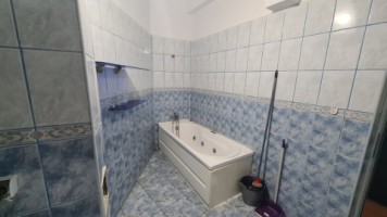 central-apart2camin-vila-etaj-1-76mp-utili-parcare-69900-euro-5