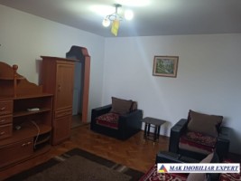 ocupat-martie-2026-de-inchiriat-apartament-3-camere-confort-1-et-3-in-centru-campulung-muscel-arges