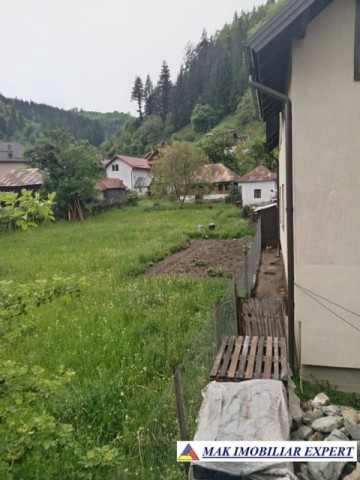 casa-3-camere-teren-939-mp-de-vanzare-in-rucar-arges-2