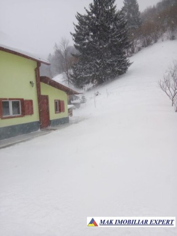 vila-in-muntii-dambovicioarei-4-camere-teren-1700-mp-arges-39