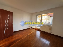 okazie-apartament-3-camere-78-mp-bloc-nou-de-vanzare-mobilat-si-utilat-complet-loc-parcare-6