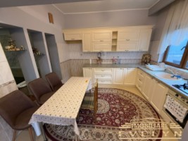 casa-de-vanzare-teren-zona-rompetrol-pret-145000-euro-negociabil-2