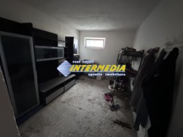 casa-4-camere-vanzare-spe-in-alba-iulia-teren-1700-mp-11