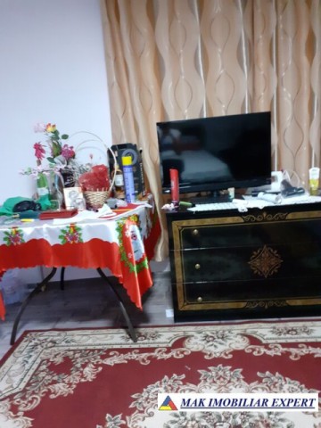 casa-2-camere-cu-teren-779-mp-de-vanzare-pe-calea-pietroasa-campulung-muscel-arges-1