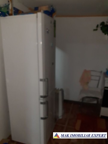 casa-2-camere-cu-teren-779-mp-de-vanzare-pe-calea-pietroasa-campulung-muscel-arges-5