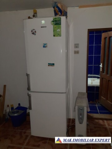casa-2-camere-cu-teren-779-mp-de-vanzare-pe-calea-pietroasa-campulung-muscel-arges-6