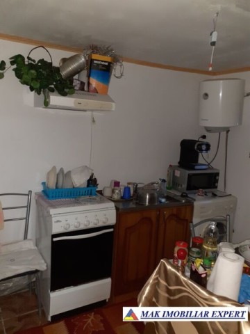 casa-2-camere-cu-teren-779-mp-de-vanzare-pe-calea-pietroasa-campulung-muscel-arges-7