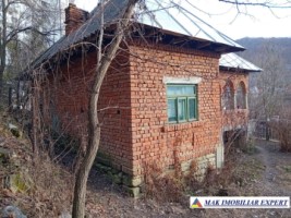 casa-de-vacanta-4-camere-teren-1800-mp-de-vanzare-in-bradulet-arges-6