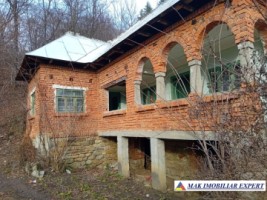 casa-de-vacanta-4-camere-teren-1800-mp-de-vanzare-in-bradulet-arges-1