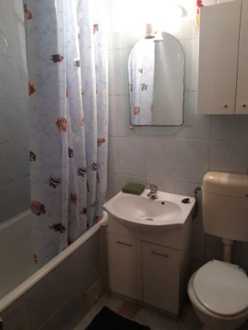 apartament-2-camere-zona-sucevei-semidecomandat-et4sarpanta-pret-45000-euro-neg-3