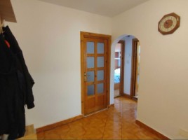 de-vanzare-apartament-cu-3-camere-decomandat-1