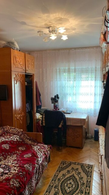 apartament-3-camere-zona-curcubeului-68-mp-55000-euro-usor-negociabil-1