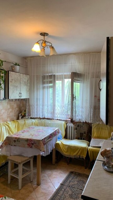 apartament-3-camere-zona-curcubeului-68-mp-55000-euro-usor-negociabil-5