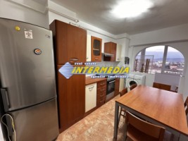 inchiriere-apartament-m-uri-cu-3-camere-2-balcoane-cetate-parc-vedere-panoramica-mobilat-complet-3