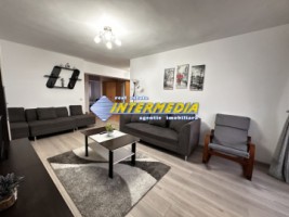 inchiriere-apartament-m-uri-cu-3-camere-2-balcoane-cetate-parc-vedere-panoramica-mobilat-complet