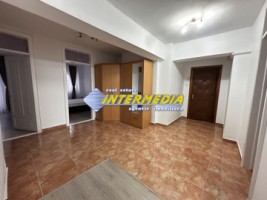 inchiriere-apartament-m-uri-cu-3-camere-2-balcoane-cetate-parc-vedere-panoramica-mobilat-complet-9