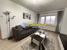 inchiriere-apartament-m-uri-cu-3-camere-2-balcoane-cetate-parc-vedere-panoramica-mobilat-complet-8