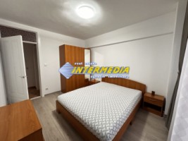 inchiriere-apartament-m-uri-cu-3-camere-2-balcoane-cetate-parc-vedere-panoramica-mobilat-complet-6