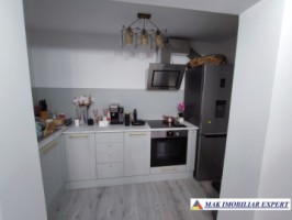 ocupat-ian-2026-apartament-3-camere-cf-1-et-44-campulung-18