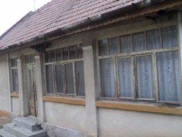 vanzare-casa-veche-in-teleac-2