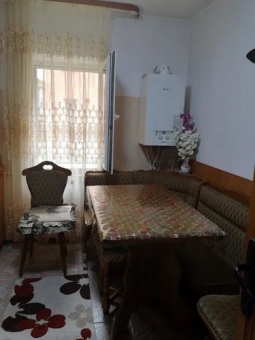 apartament-3-cameresemidecomandat-65-mp-pret-65000-euro-neg-1