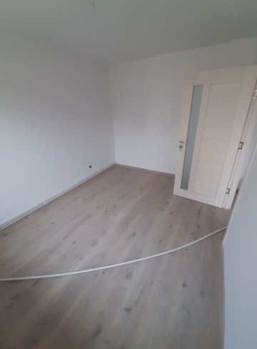 apartament-3-camere-la-vila-etaj-1-renovat-1