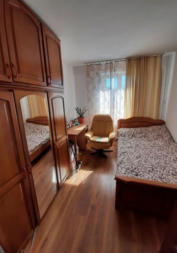 apartament-3-camere-zona-bulevard-in-spate-la-pasapoarte-1