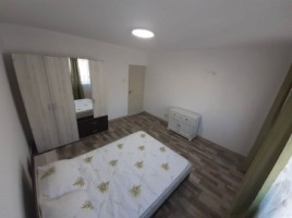 apartament-3-camere-renovat-in-totalitate-et-2-1