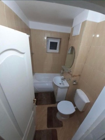 apartament-3-camere-renovat-in-totalitate-et-2-4