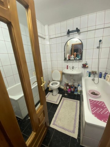apartament-3-camere-zona-bulevardul-george-enescu-70-mp-utili350-euro-4