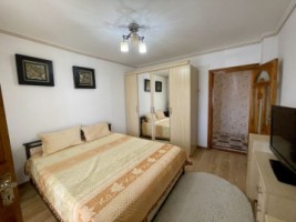apartament-cu-4-camere-de-inchiriat-etaj-3-1