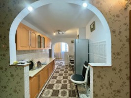 apartament-cu-4-camere-de-inchiriat-etaj-3-8