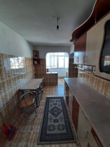 apartament-4-camerezona-centrala-decomandat-suprafata-85-mp-pret-320-euro-5